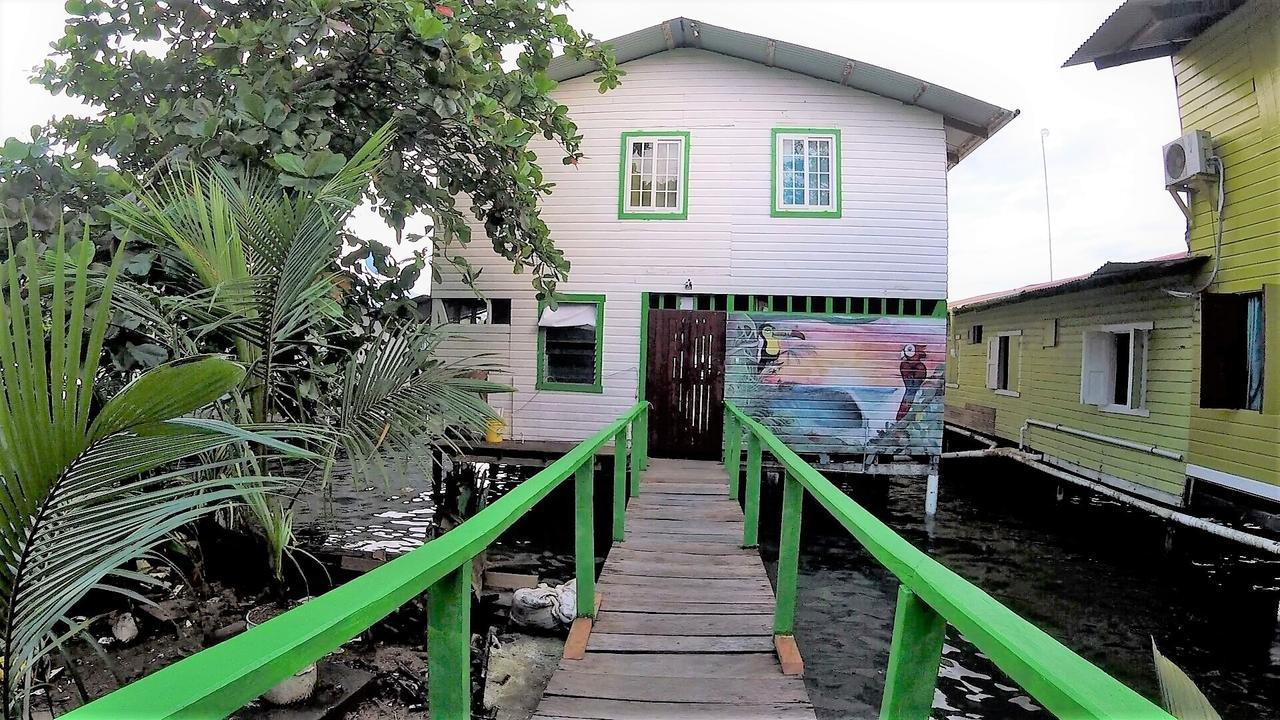 Hostal Green Coast Carenero Island Exterior photo